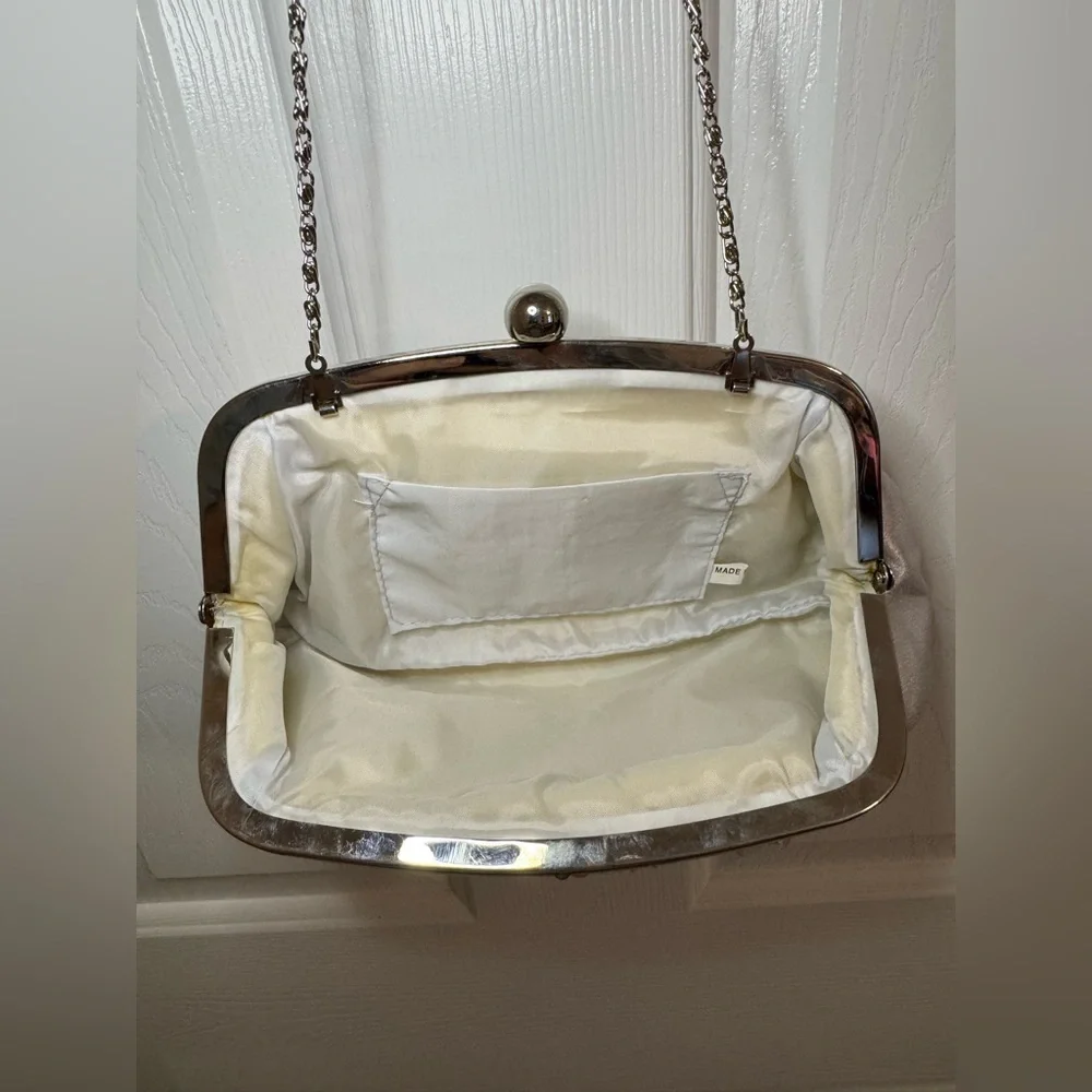 Beaded Floral Clutch Bag silver multicolored